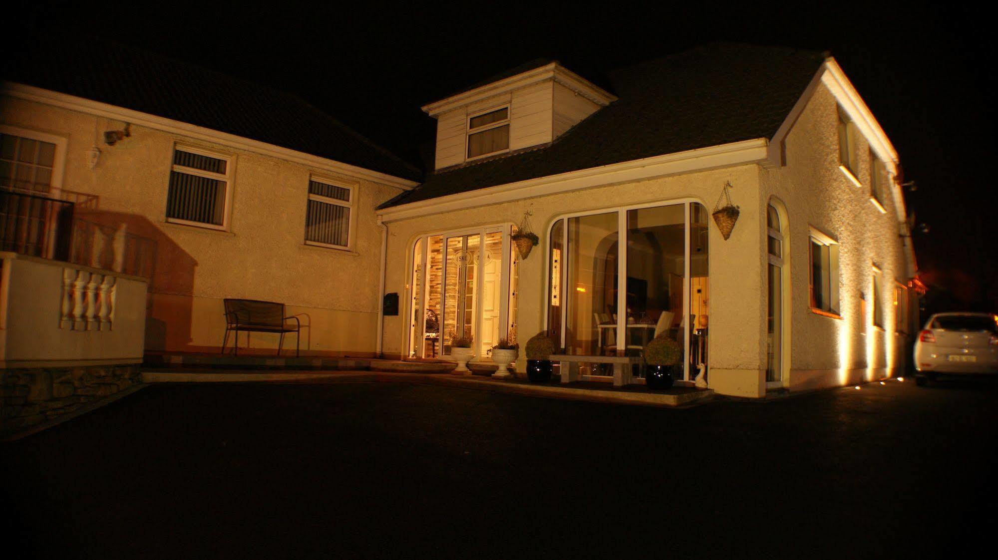 Eske Villa Bed&Breakfast Donegal Town Esterno foto